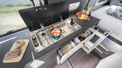 Vantourer, Campingbus, Van, Innenaufnahmen, 2026, 630 L, Küche
