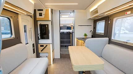 Wohnraum, Ahorn Camp TE 740, Wohnmobil, Teilintegriert, Preiswert, Einzelbett