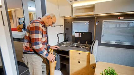 Küche, Ahorn Camp TE 740, Wohnmobil, Teilintegriert, Preiswert, Einzelbett