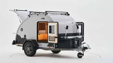 Freisteller, Außenaufnahme, Front, Deichsel, Dachträger Freisteller, Außenaufnahme, Front, Deichsel, Dachträger