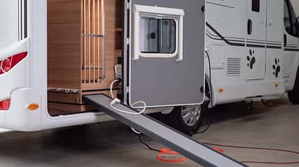 Wohnmobil Dog-Liner T740 4pfoten Mobile Hundebox Hunde