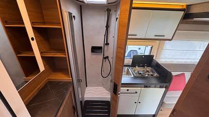 Benimar, yrteo 885, Teilintegrierter, neu, 2026, 2027, Hubbett, kein festes Bett, 2-Personen-Grundriss Benimar, yrteo 885, Teilintegrierter, neu, 2026, 2027, Hubbett, kein festes Bett, 2-Personen-Grundriss