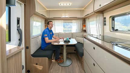 Caravan, Fendt Tendenza 515 SG, Rundsitzgruppe, Innenraum f_Fendt_Tendenza_515_SG_Rundsitzgruppe