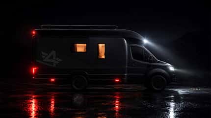 Außenaufnahme, Carbon-Wohmobil, Schatten Außenaufnahme, Carbon-Wohmobil, Schatten
