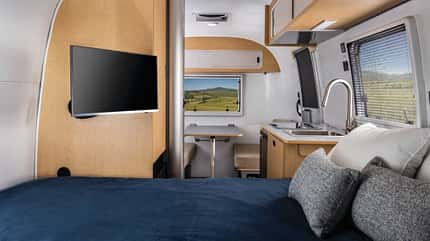 Airstream World Traveler 17RB, Wohnwagen, Amerika, USA Bett, Airstream World Traveler 17RB, Wohnwagen, Amerika, USA