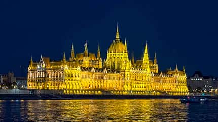 Reise, Donau, Budapest, Ungarn, Parlamentsgebäude xo_Donaureise_Budapest
