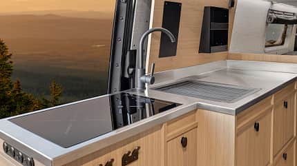 Dovra Rig X-710 Offroad-Campingbus 2027
