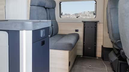 Dinette, Eura Mobil Vancona, Campingbus, Premiere