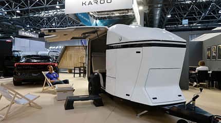 Caravan, Karoo Camper, Außenaufnahme, Seitenklappe, Bug f_kleine_Caravans_Karoo1