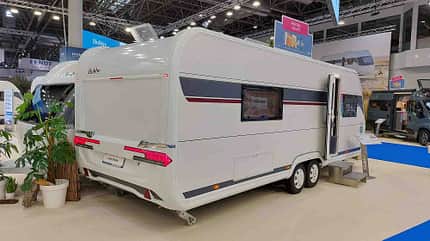 Tandemachser, Wohnwagen, Hobby Prestige 660 WFC, Hinten Außen Tandemachser, Wohnwagen, Hobby Prestige 660 WFC, Hinten Außen