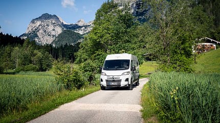 Campingbus Clever Vans für zwei Personen Campingbus Clever Vans für zwei Personen