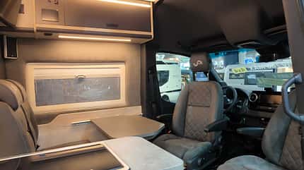 Robeta Hercules Campngbus auf Mercedes Sprinter Campingbus Mega Mobil Re-Aktiv 700 MX Alltraantrieb