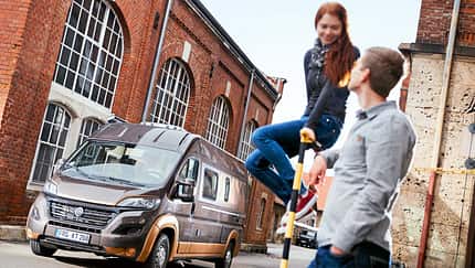 Der Plus soll Käufer überzeugen, die auch bei einem Campingbus nicht auf LUXUS UND EXKLUSIVITÄT verzichten wollen.