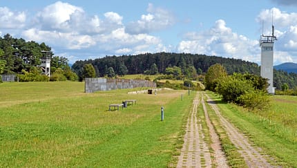 Gedenkstätte Point Alpha mit DDR-Grenzturm