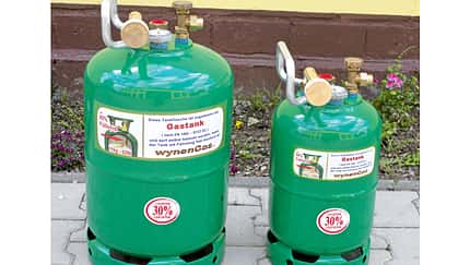 zwei Tankflaschen