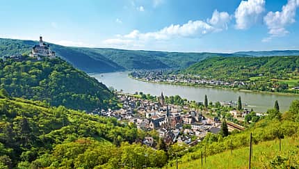 Blick über das Tal zwischen Braubach und Spay.