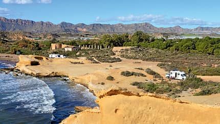 Herbschoene Costa Calida in Spaniens Suedosten. 
