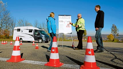 Schritt für Schritt zum Profi-Camper: Mit dem Reisemobil im Straßenverkehr