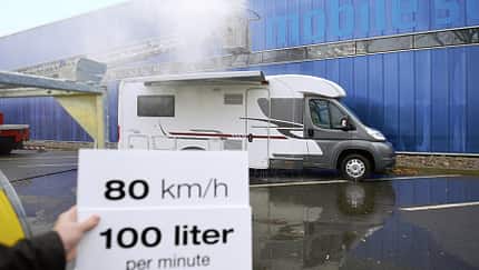 Markise Premium von Dometic trotzt jedem Wetter