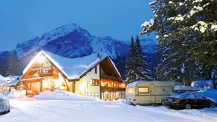 Winter im Camping Sass Dlacia in den Dolomiten