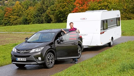 Kompakter Caravan mit Vollausstattung ohne Platzprobleme. 