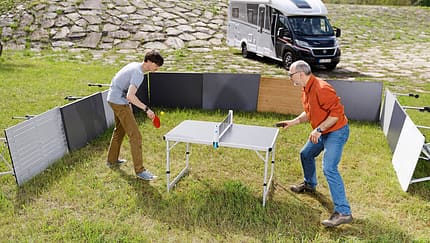 Zeit für einen VERGLEICH AKTUELLER CAMPINGTISCHE.