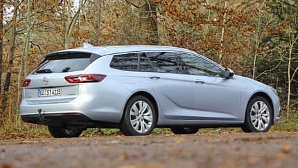 Zugwagen Opel Insignia Sports Tourer 