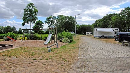Wohnmobil- und Caravanstellplatz Ströher Lokschuppen