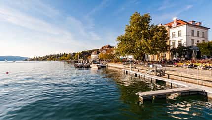 Germany, Baden-Wuerttemberg, Ueberlingen, lakeside promenade