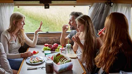 Familie im Caravan