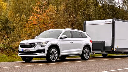 Skoda Kodiaq im Zugwagentest Zugwagen Front rechts 