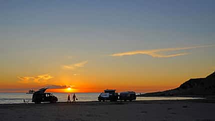 Albanien mit dem Campingbus Sonnenuntergang f