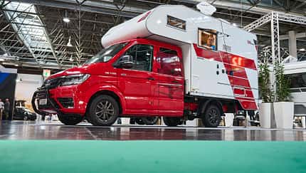 Tischer Box 340S für MAN TGE Aufsetzkabine für Pritschenwagen