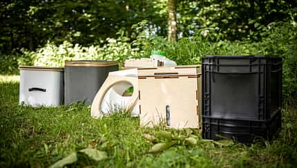 Trenntoiletten, chemiefrei, Modelle, Wiese