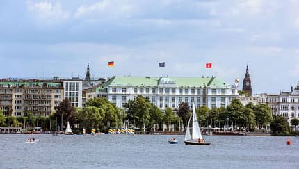 Alster, Fluss, Wasser, Schiffe, Architektur