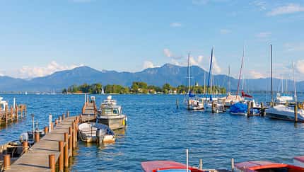 Hafen, Schiffe, Steg, Insel, Berge, See, Horizont