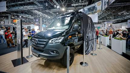 Adria Super Twin etnhüllung auf der Messe