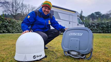 Sat-Anlagen, Dom-Antenne, Flach-Antenne, mobile Sat-Anlage, feste Sat-Anlage