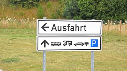 f_Autohof_Beschilderung_außen