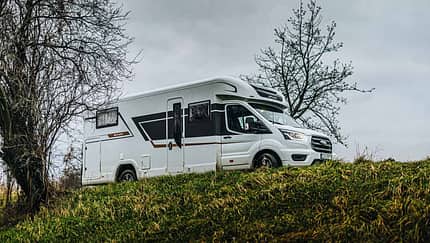 Außenaufnahme, Wohnmobil, Seite