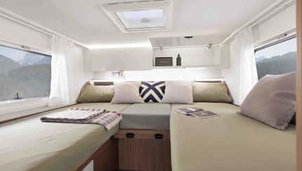Corigon Advanced T 700 S, Teilintegrierter, Bett 
