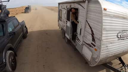 Jensen Ackles Wohnwagen Stunt