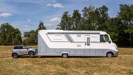 Außenansicht, Seite, Pkw-Garage