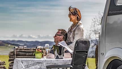 Österreich, Bergergut, Pärchen, Essen