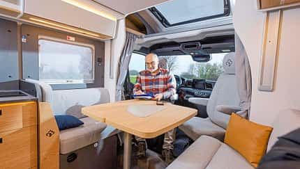 Sitzgruppe, Ahorn Camp TE 740, Wohnmobil, Teilintegriert, Preiswert, Einzelbett