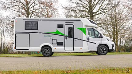 Seitenansicht, Forster T 745 EB, Wohnmobil, Teilintegriert, Preiswert, Einzelbett