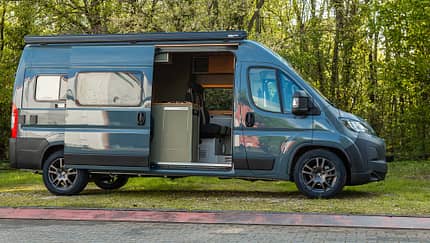 Kompanja Zwei L, Campingbus, außen