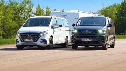 Mercedes V 300d Avantagarde, Peugeot Traveller Allure L3, Bus, Zugwagen Aufmacher, Mercedes V 300d Avantagarde, Peugeot Traveller Allure L3, Bus, Zugwagen