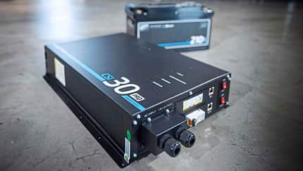Inverter, Ladegerät, Wechselrichter f_Li-Akku_Einbau_Aufmacher
