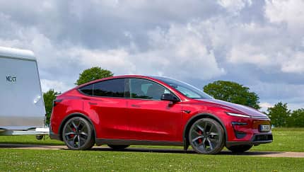 Tesla Model Y Performance, Tesla, Zugfahrzeug, Vorne Tesla Model Y Performance, Tesla, Zugfahrzeug, Vorne